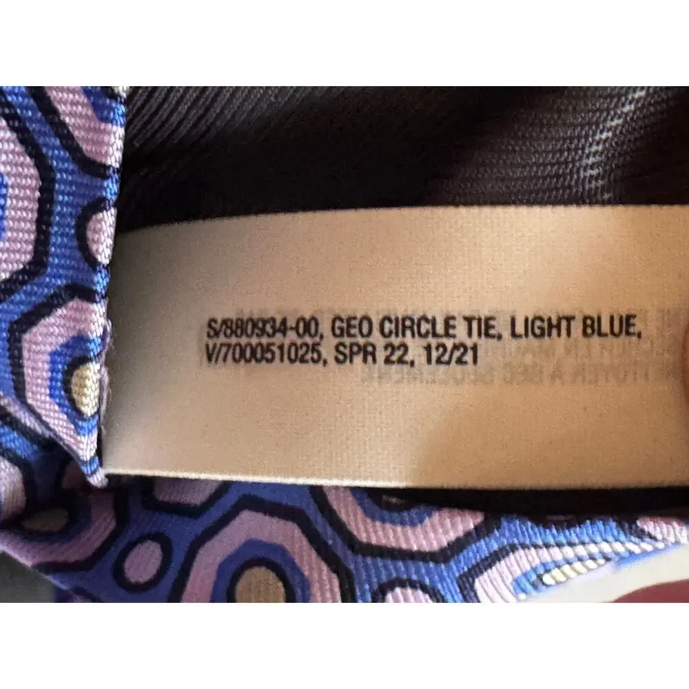 Banana Republic Geometric Silk Tie Blue Lavender Octagon Pattern 3 Inch